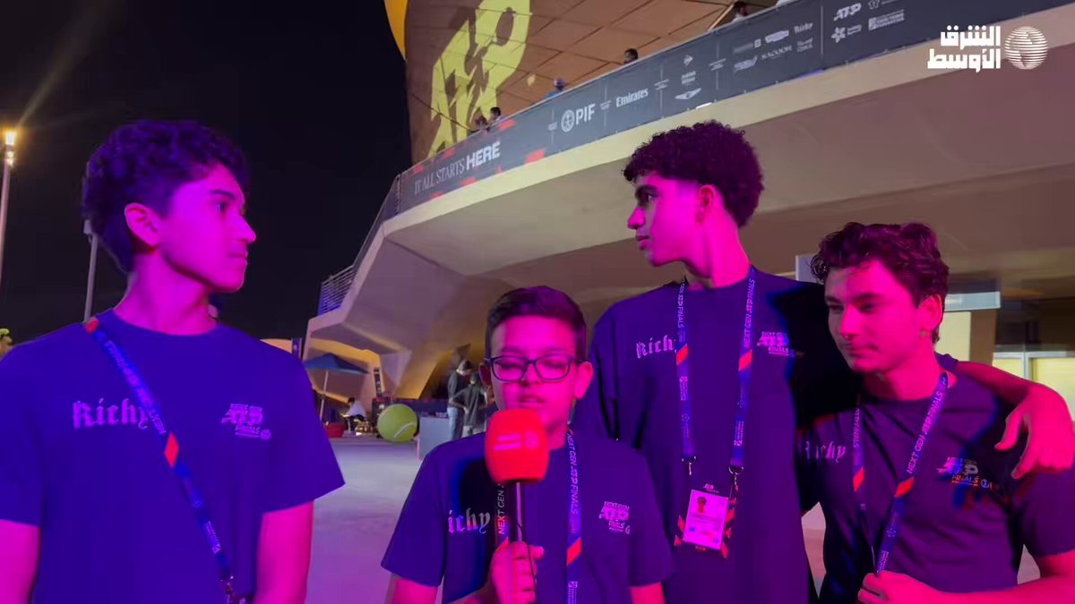 لقاء مع"جامعي الكرات" في بطولة نهائيات الجيل القادم للتنس بجدة وحديثهم لـ الشرق الاوسط عن مشاركتهم في البطولة وتجربتهم 