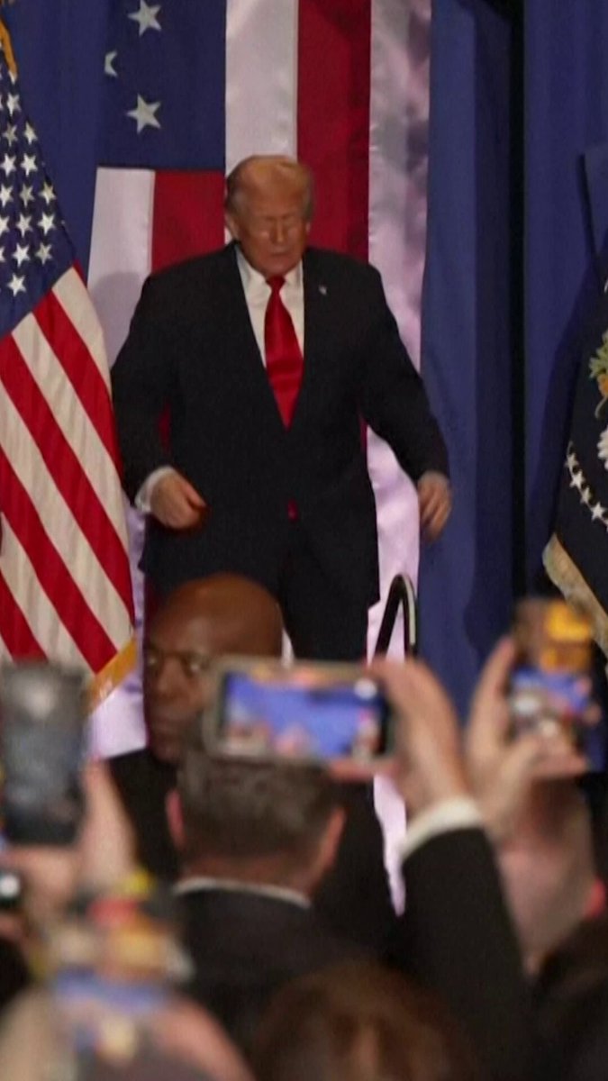 الاقتصاد يضغط.. وشعبية ترامب إلى أدنى مستوياتها 