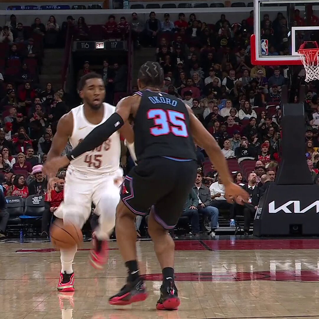 STRENGTH ON 

4-point at the break on NBA League Pass!

Watch here: