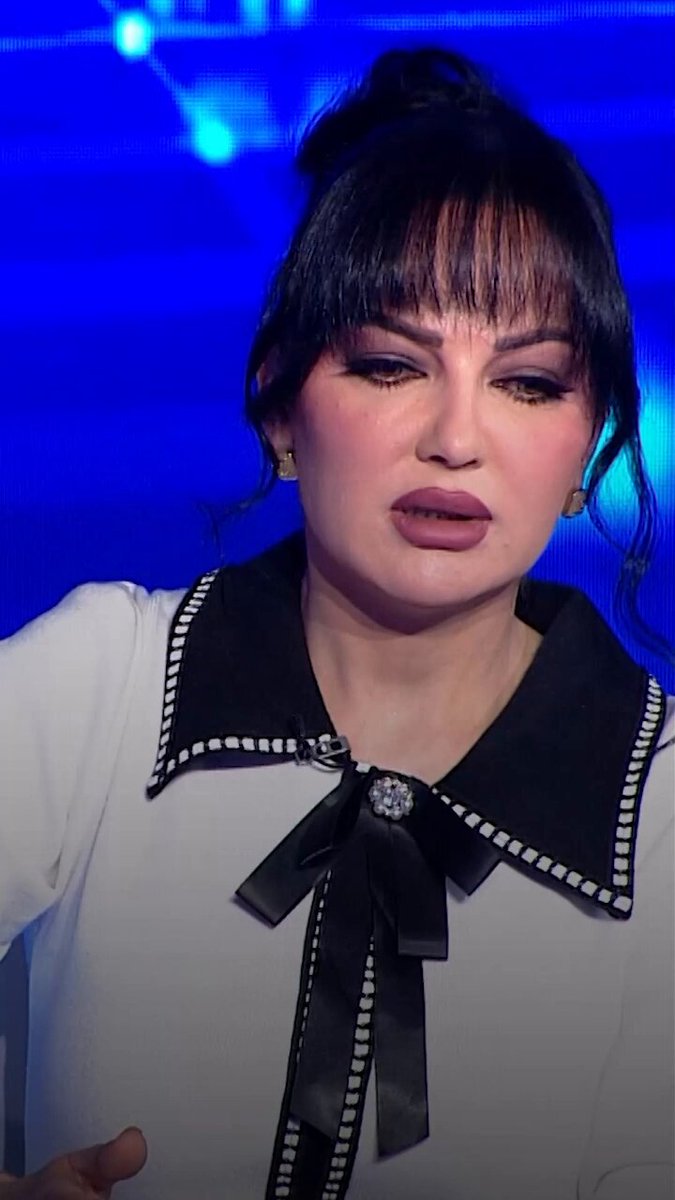 "زمان الواحد إذا نزل كفر مجلة أبو زيد خاله " حالياً كل حدا بقدر يكون مشهور 