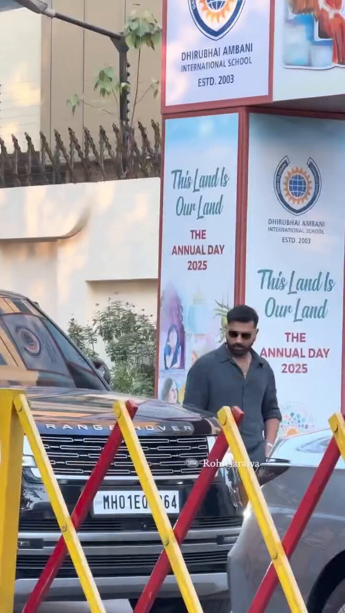 Rohit Sharma spotted with Ritika Picture