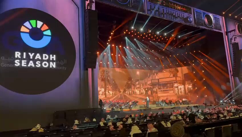 البلاد |  ابونايف يتسلطن "بحدي نظر" ويرسل للجمهور محبته. صحيفة البلاد | بنش مارك | | تسعينات مخاوي الليل | | | متابعة 