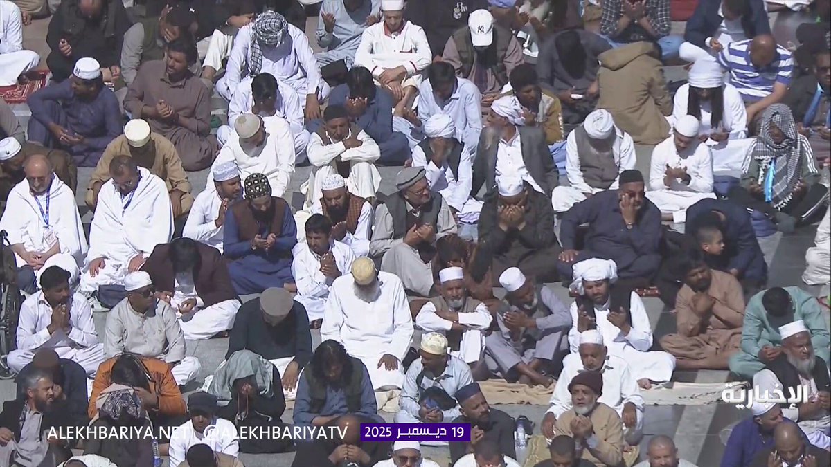 خطيب المسجد النبوي الشيخ أحمد الحذيفي: اللهم كن لإخواننا في فلسطين واجبر كسرهم وتولاهم أمرهم 