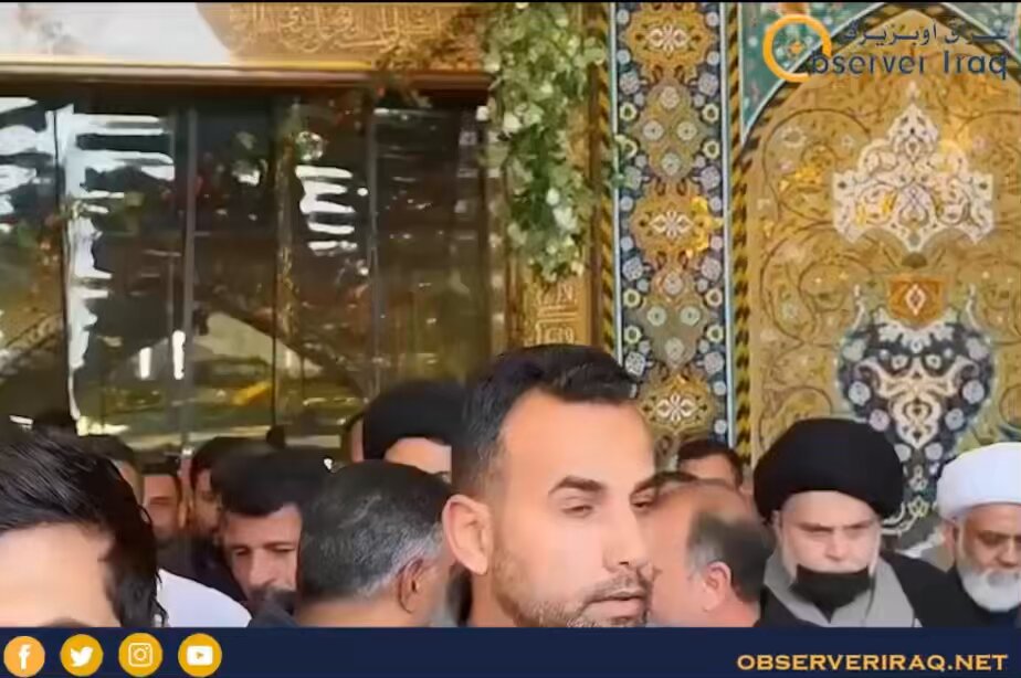 الصدر يزور ضريح الإمام الحسين (ع) #عراق_اوبزيرفر 