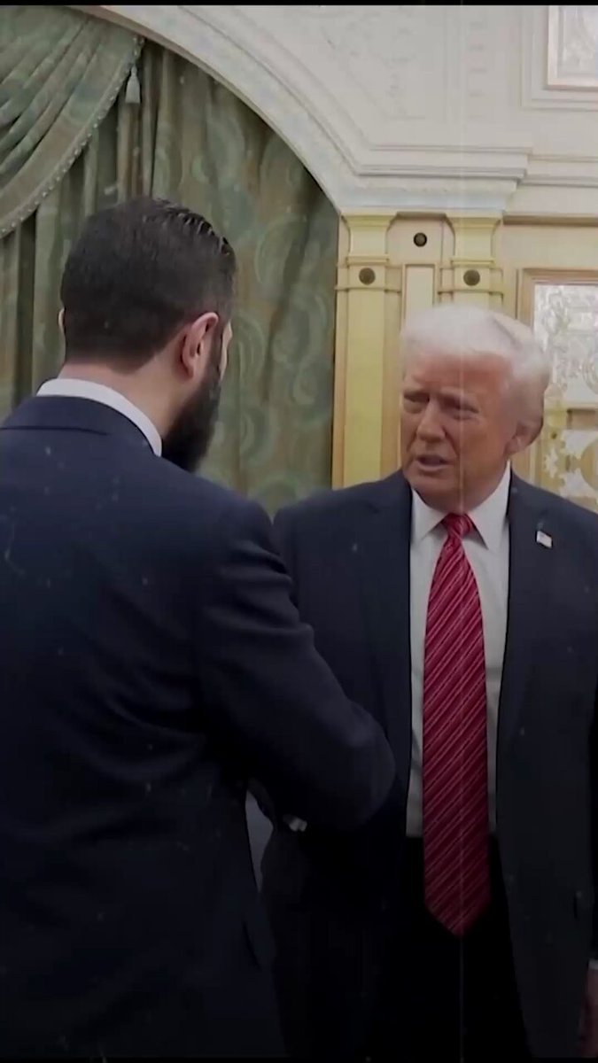 ترامب يلغي عقوبات "قيصر" ضد سوريا.. ماذا يعني القرار الجديد؟ #اخبار_المشهد 