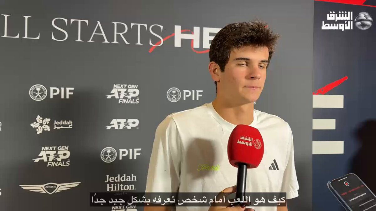 الإسباني رافائيل خودار في حديثه لـ«الشرق الأوسط» بعد الفوز في مباراته الثانية ببطولة الجيل القادم بجدة: - أتيت إلى هنا لإختبار مستواي، وأعلم أن مستوى المنافسة هنا مرتفع جدًا. - رافا نادال هو من منحنا في إسبانيا الإلهام والثقة للعب التنس. #نهائيات_الجيل_القادم 