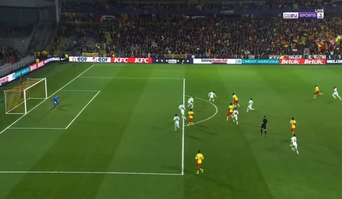 سعود عبدالحميد وصناعة هدف لفريق لانس 