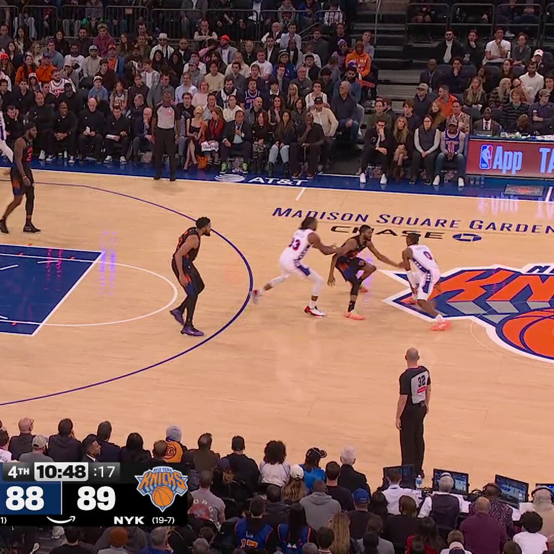 Maxey with the NASTY stepback ‍

And the deep triple! 

76ers-Knicks in a tight battle in the 4Q on Prime. Tap to watch: