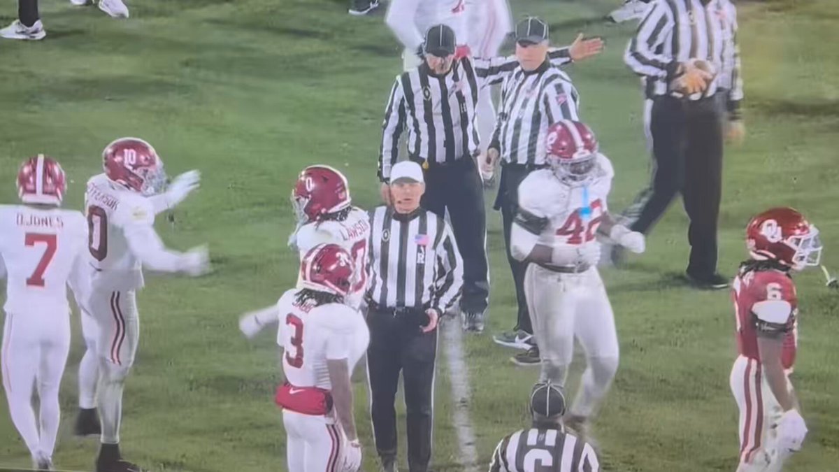 TO EVERY SINGLE NOTRE DAME FAN

TO EVERY NATIONAL MEDIA MEMBER WHO THOUGHT THE TEAM WHO BEAT UGA ...