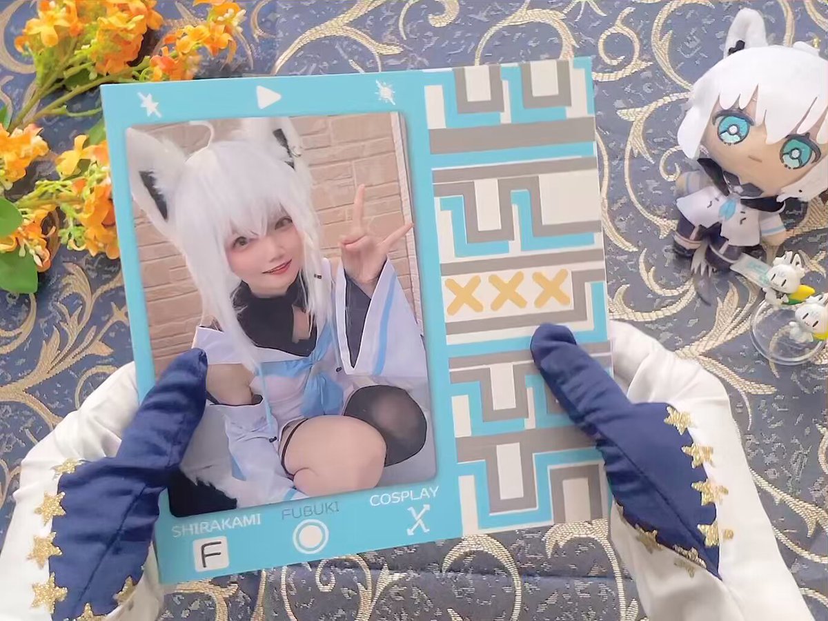 正方形サイズがとても可愛い逸品👋 データ頂いた時はびっくりする