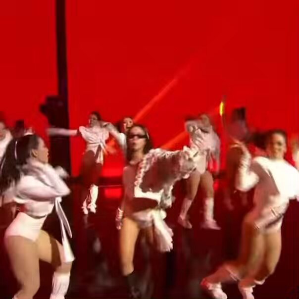 jennie’s smile when she sings “no im not thinking 'bout no exes know they miss me” she knows 😭 h...