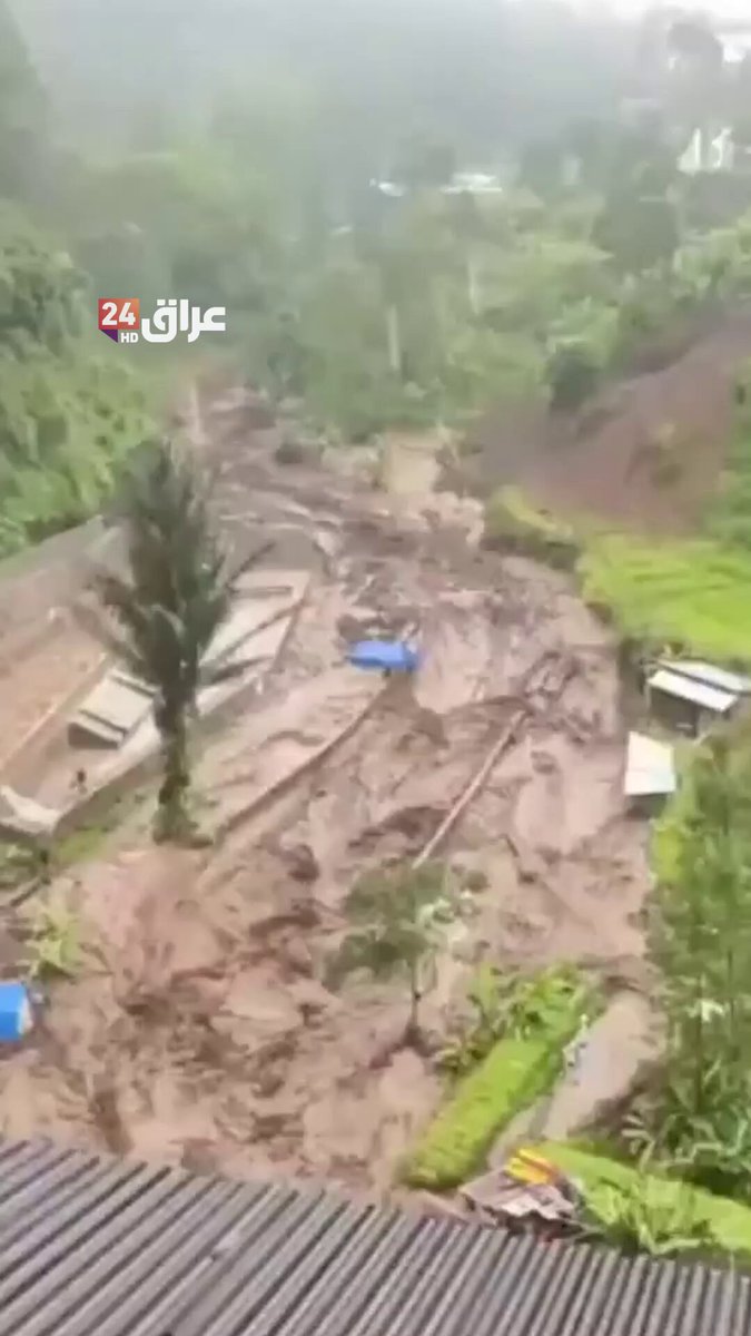 فيضانات كبيرة في مقاطعة تيغال بأندونيسيا نتيجة أمطار غزيرة 