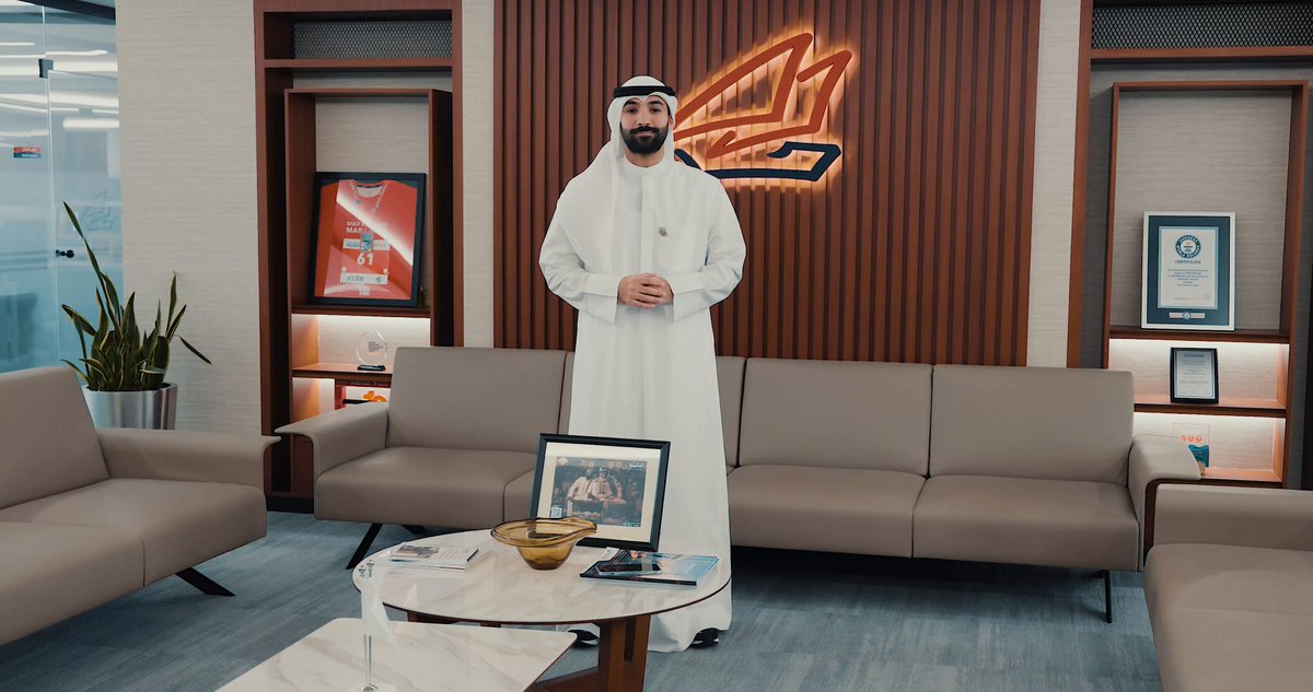 بنك الخليج: في 2025 بدأنا القصة بروح الفريق... خطواتنا كانت أقرب للمجتمع، وتحولنا الرقمي رسم ملامح المستقبل، وجوائز عالمية جاءت لتؤكد أننا على الطريق الصحيح، ومعها خطوة واثقة نحو التحول إلى بنك متوافق مع الشريعة الإسلامية... نغلق هذا الفصل بفخر ونفتح عام 2026 عام الفرص، بطموح أكبر وآفاق أوسع.. كل عام وأنتم بخير. بنك الخليج.. معــاكـم دوم. Gulf_Bank 