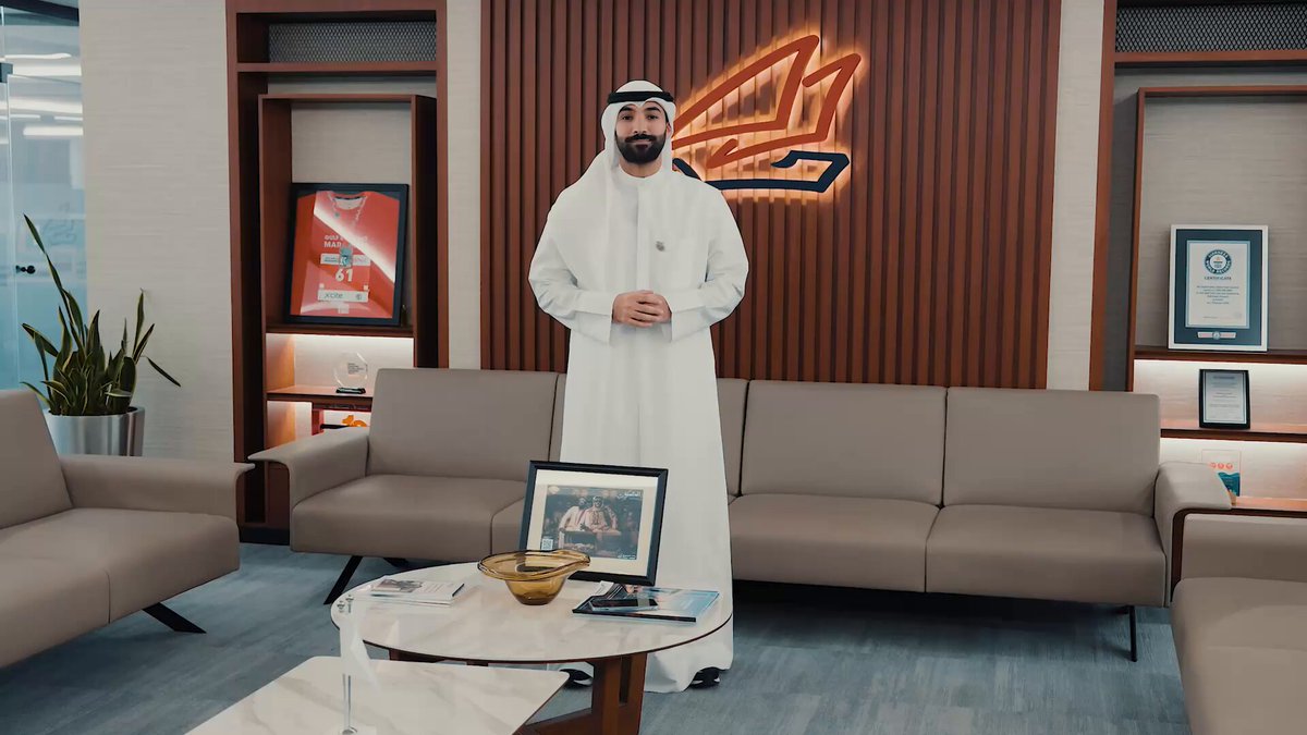 بنك الخليج: في 2025 بدأنا القصة بروح الفريق.. خطواتنا كانت أقرب للمجتمع وتحولنا الرقمي رسم ملامح المستقبل. جوائز عالمية جاءت لتؤكد أننا على الطريق الصحيح ومعها خطوة واثقة نحو التحول إلى بنك متوافق مع الشريعة الإسلامية. نغلق هذا الفصل بفخر ونفتح عام 2026.. عام الفرص بطموح أكبر وآفاق أوسع. كل عام وأنتم بخير. بنك الخليج.. معاكم دوم. Gulf_Bank 