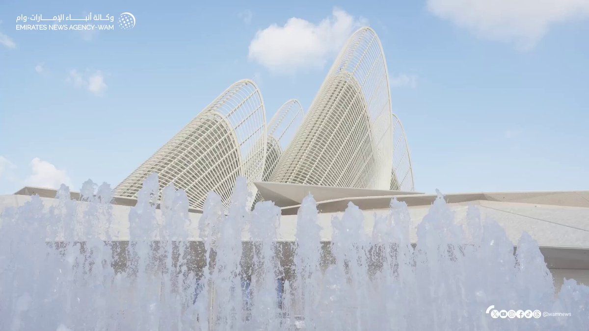 فيديو| رئيس الدولة يلتقي إيلون ماسك في أبوظبي.. ويبحثان المستجدات بمجال التكنولوجيا المتقدمة والذكاء الاصطناعي 