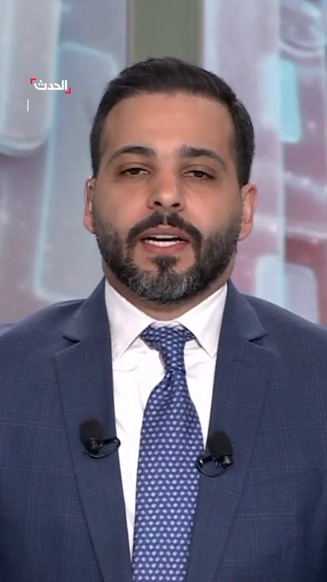 للمرة الأولى منذ 14 عاما.. إضاءة شجرة عيد الميلاد في ريف إدلب وسط أجواء احتفالية بين السوريين 