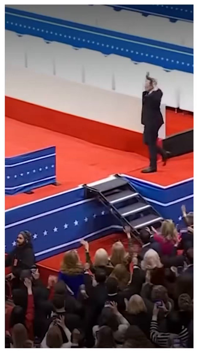 رقم لا يستوعبه العقل.. كيف تضاعفت ثروة إيلون ماسك 70 مليارًا في 24 ساعة؟ #رواد_الأعمال 