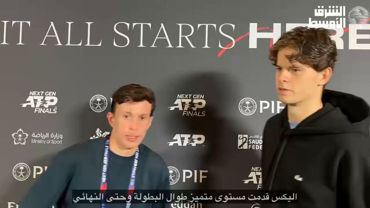 البلجيكي اليكسندر بلوكس لـ«الشرق الأوسط» بعد أن حل وصيفا في نهائيات الجيل القادم: - وصافتي تعدّ نتيجة جميلة وإن كان عليّ وصف تجربتي في جدة بجملة واحدة ستكون «تجربة لا تُنسى». -إذا حصلت على الفرصة بالتأكيد سأعود للعب في السعودية ببطولة الماسترز 1000 نقطة 