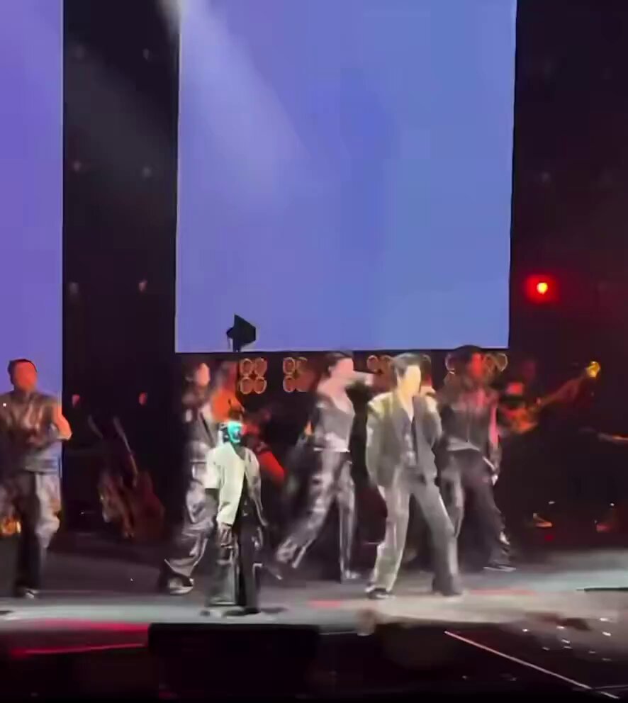 Concert routine with G1 flips