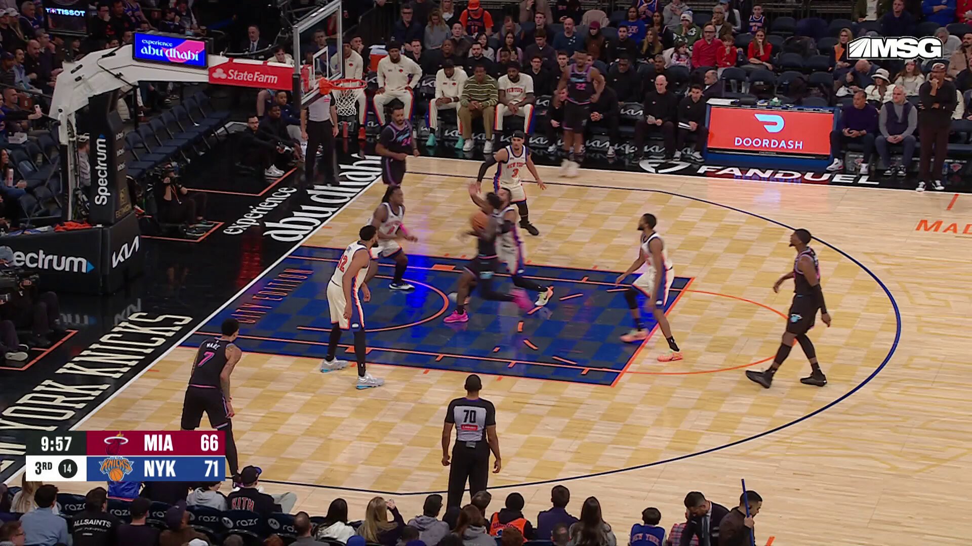 OG block.
OG bucket.
OG block.
Brunson bucket. 

Anunoby getting it DONE on both ends