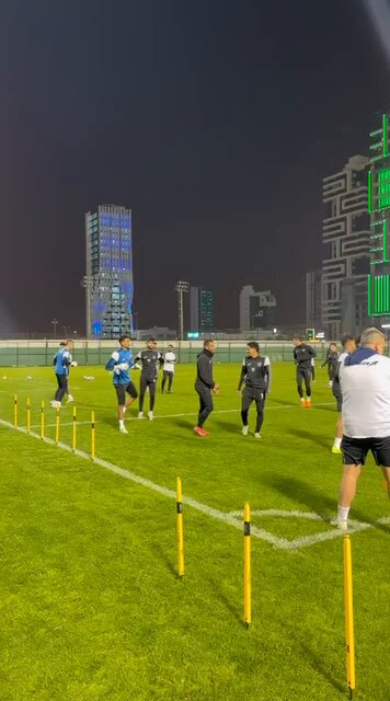 المران الأخير لفريق الشباب استعداداً للمواجهة الخليجية غداً ضد الريان القطري. فهد الشغار 