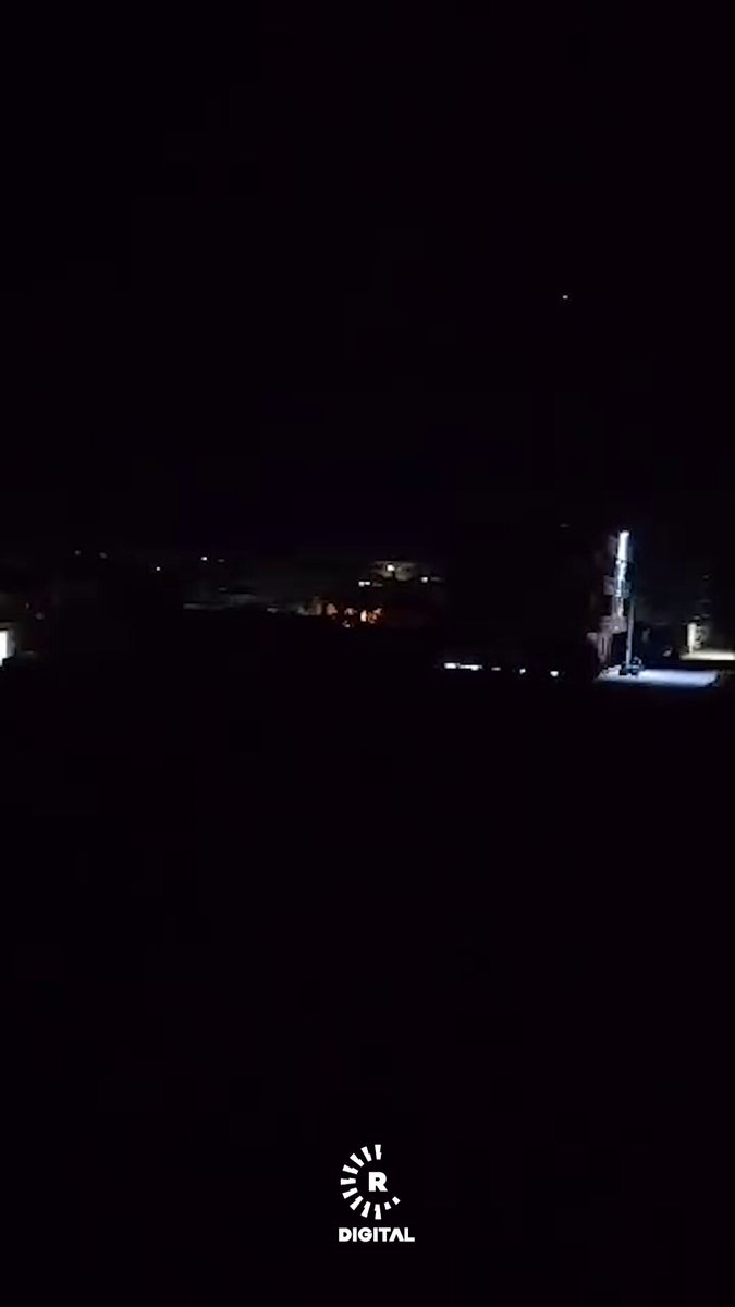 قصف صاروخي على حيي الشيخ مقصود والأشرفية في حلب من قبل قوات الحكومة السورية وفق ما أفاد المرصد السوري 