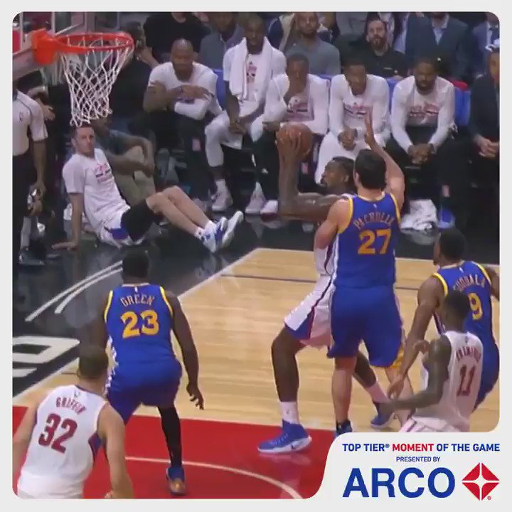 Blake goes 🆙 for the putback & tonight's TOP TIER Moment of the Game | Presented by @ARCO. https://t.co/TP1xH8n9jf