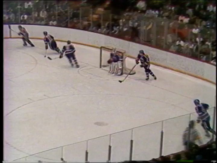 Happy birthday to great, Denis Savard 