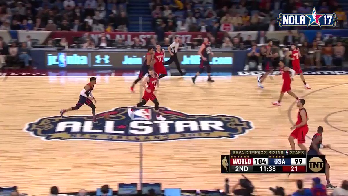 D'Angelo with the step-back #BBVARisingStars (📺: TNT) https://t.co/XLSrv12RSy