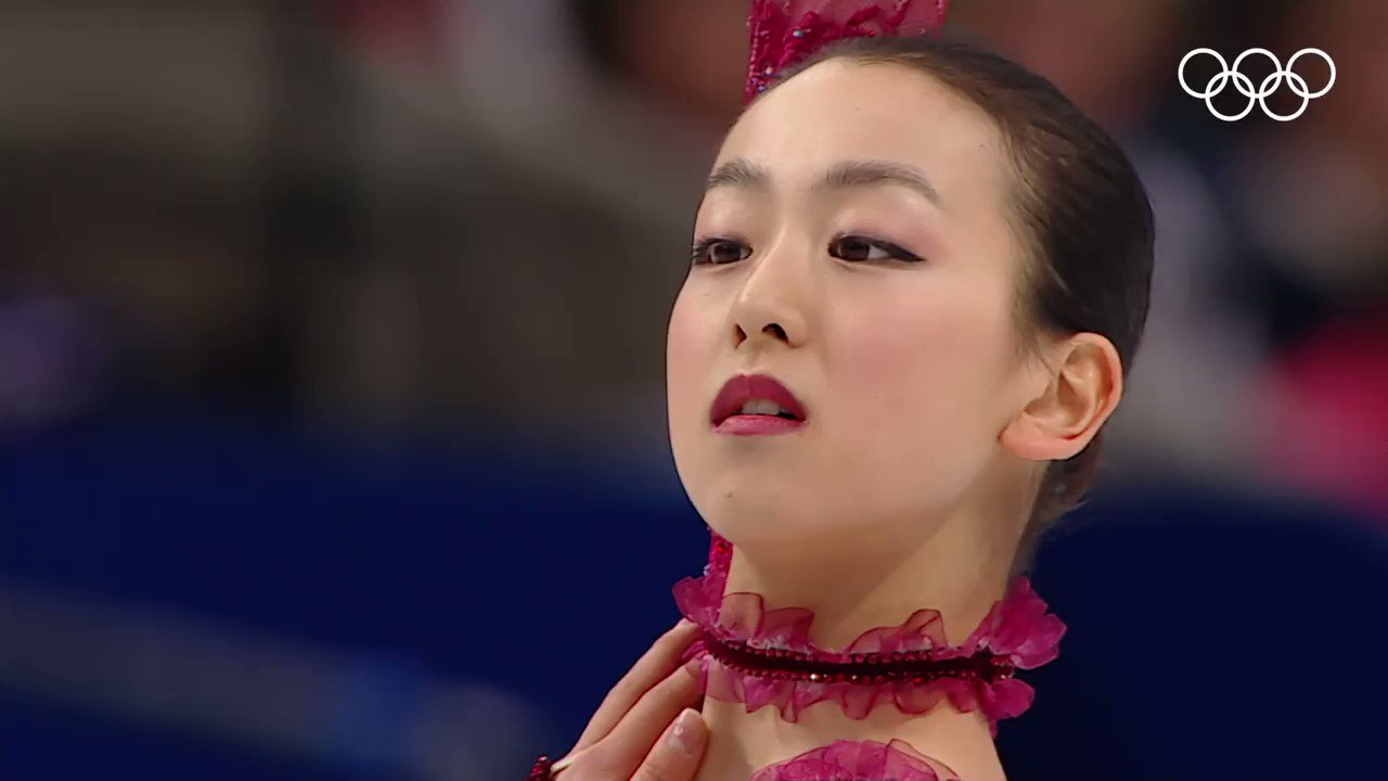 Happy birthday Mao Asada!    