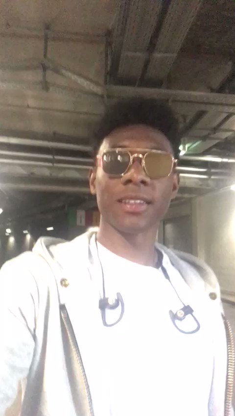 Last game coming up. See ya tomorrow. 🎧👊🏾  @beatsbydre #Mia5anMia #da27 https://t.co/TCwuWc3llV