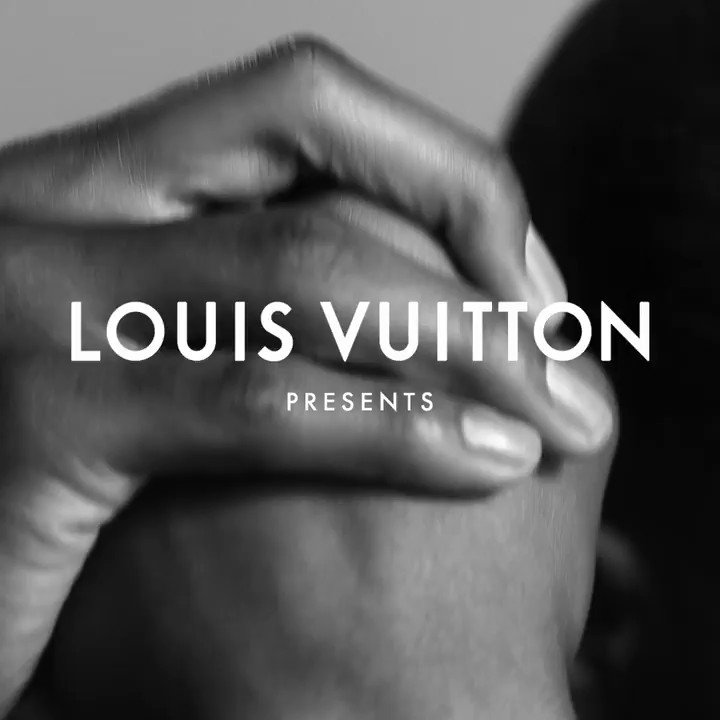 Louis Vuitton on X: Your Journey, #LVConnected The #LouisVuitton Tambour  Horizon: providing the best in expertise, design and technology    / X