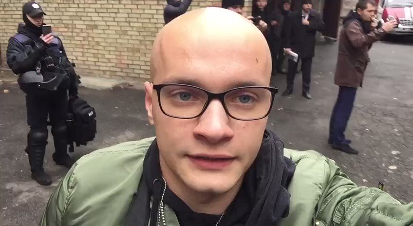 Милиция избила и задержала 3-х корреспондентов — Суд над Коханивским Милиция избила и задержала 3-х корреспондентов — Суд над Коханивским