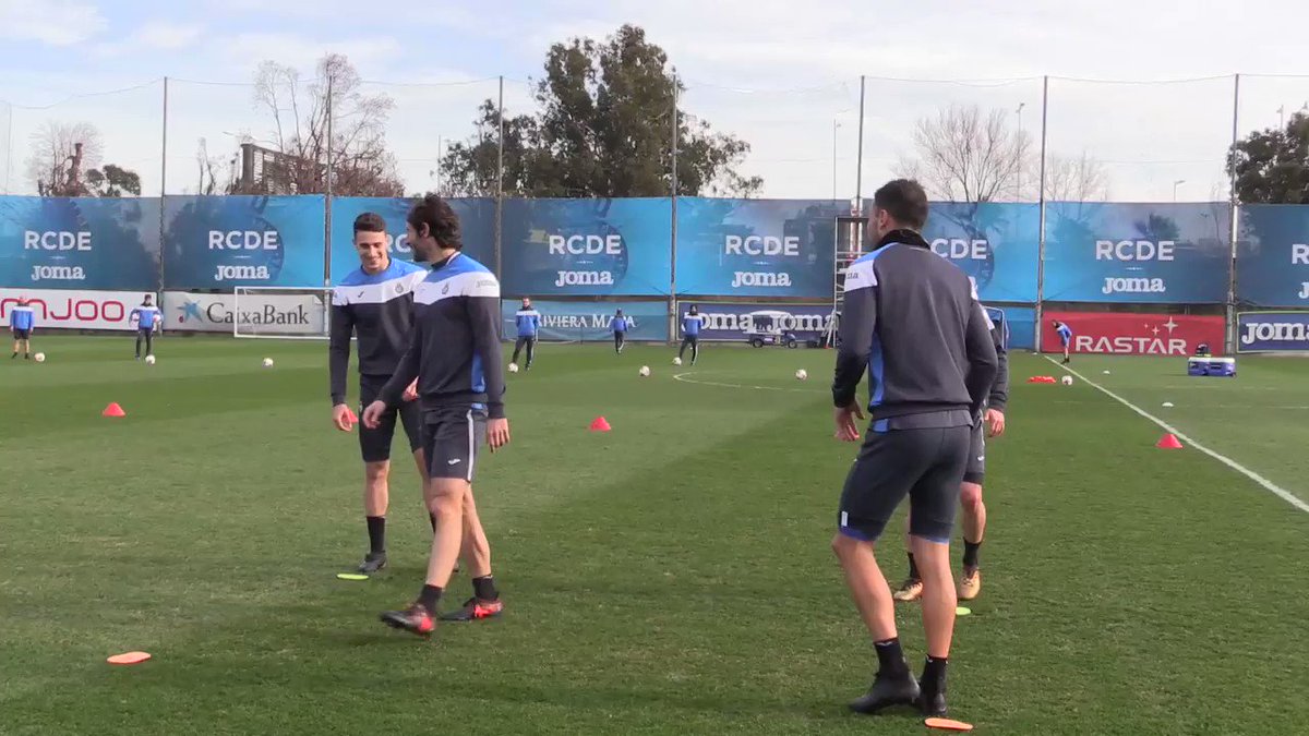 😆 ¿Quién es más tramposo de los dos? 🤦♂️
@eGranero11 🆚 @mariohermoso5
#RCDE
#RCDE