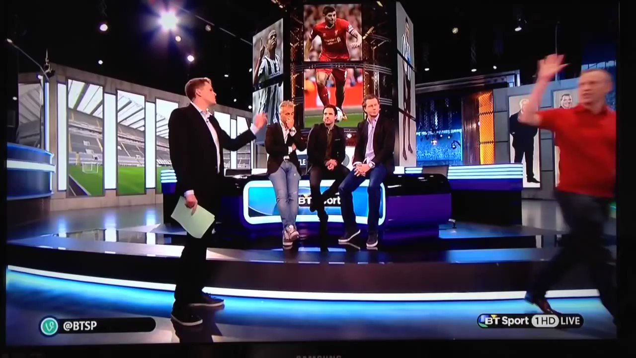 Happy Birthday to David Ginola. Here\s a flashback of the great man calling Jake Humphrey a wanker. 