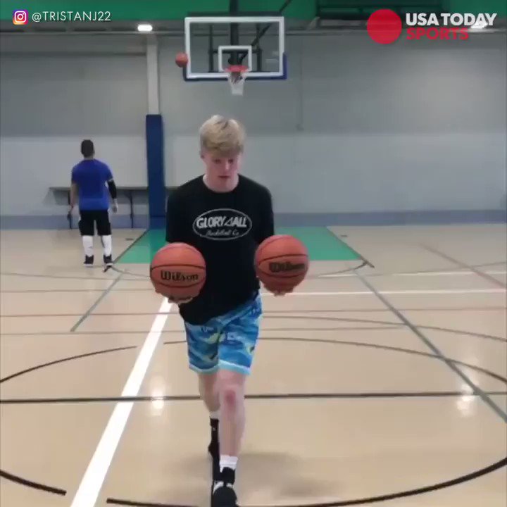 The Big Lead (@thebiglead) on Twitter photo 22/05/2018 20:46:00 .@tristanj22Don't @ us with 'double dribble' or 'travel'. This sequence is sick. .@tristanj22Don't @ us with 'double dribble' or 'travel'. This sequence is sick.