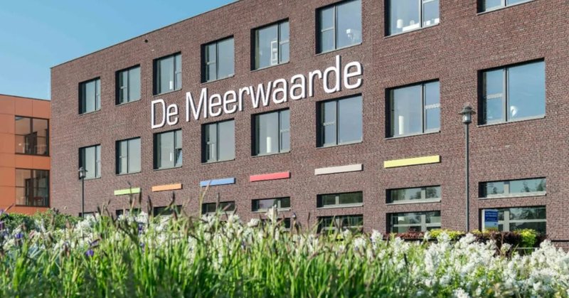 Loos alarm: Wapenmelding op school De Meerwaarde in Barneveld
