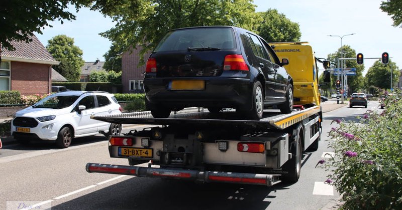 Zes auto's beschadigd na ongeval in Lisse