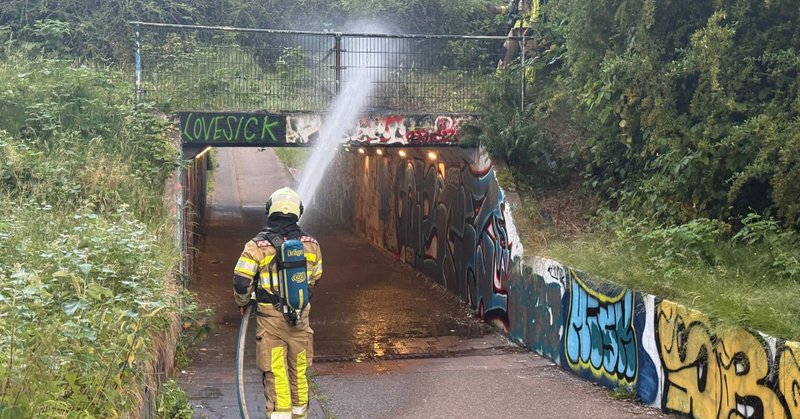 Buitenbrand boven tunnel Dalweg in Soest