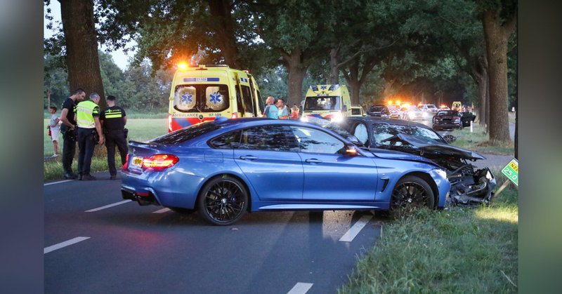 Frontale aanrijding in Renswoude