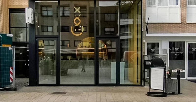 Explosies en waarschuwingsschot bij coffeeshop in Almere