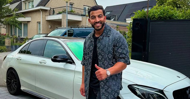 Inval bij Mobicep: kostbare sieraden en auto's in beslag genomen