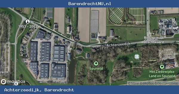 Ambulance met spoed naar Achterzeedijk in Barendrecht