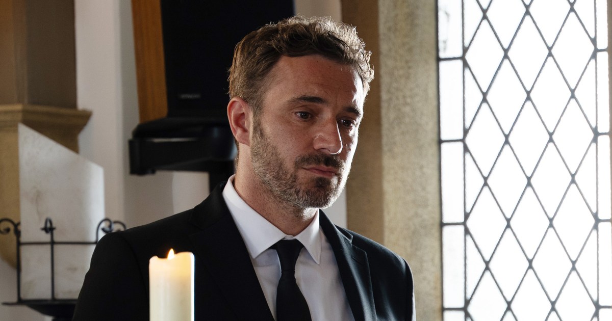 Duncan Lindsay on X: "#Emmerdale killer John 'set to confess' as Nate's  funeral erupts into chaos https://t.co/r2KBemUEbn via @MetroUK" / X