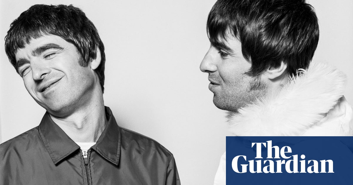 KCMANC's tweet card. Lairy, drunk, fighting, laughing … five photographers who shot Oasis recall what it was like capturing them in depressing pre-fame hotels – and at their Champagne Supernova heights