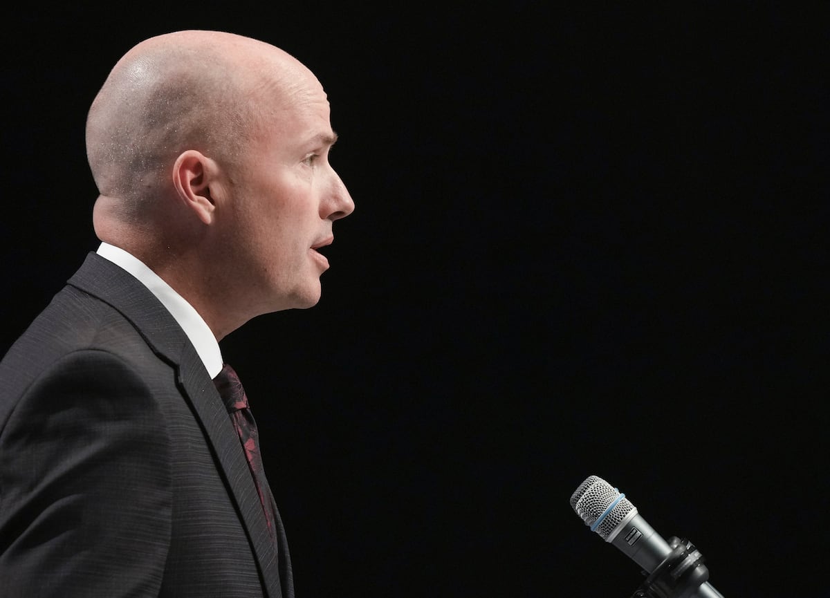 AnthonyAdragna's tweet card. Gov. Spencer Cox denounced X posts made by Utah’s GOP U.S. Sen. Mike Lee last month that seemed to mock the assassination of a Minnesota lawmaker and her spouse and the shooting of another.