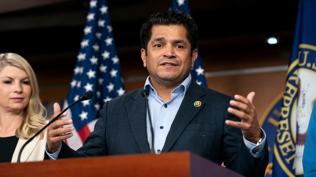 MattShaheen's tweet card. The White House mocked Rep. Jimmy Gomez (D-Calif.) in a social media post Friday, after the lawmaker criticized a federal immigration raid on a large cannabis farm in Southern California. The offic…