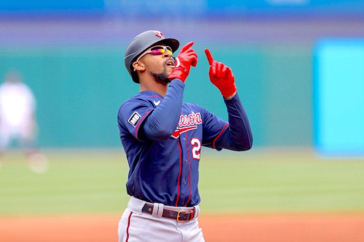 jac3600's tweet card. Jamie's top DraftKings and FanDuel MLB DFS picks for today, Friday, 7/18/25. His favorite daily fantasy baseball lineup sleepers and value picks for DFS on DraftKings and FanDuel.