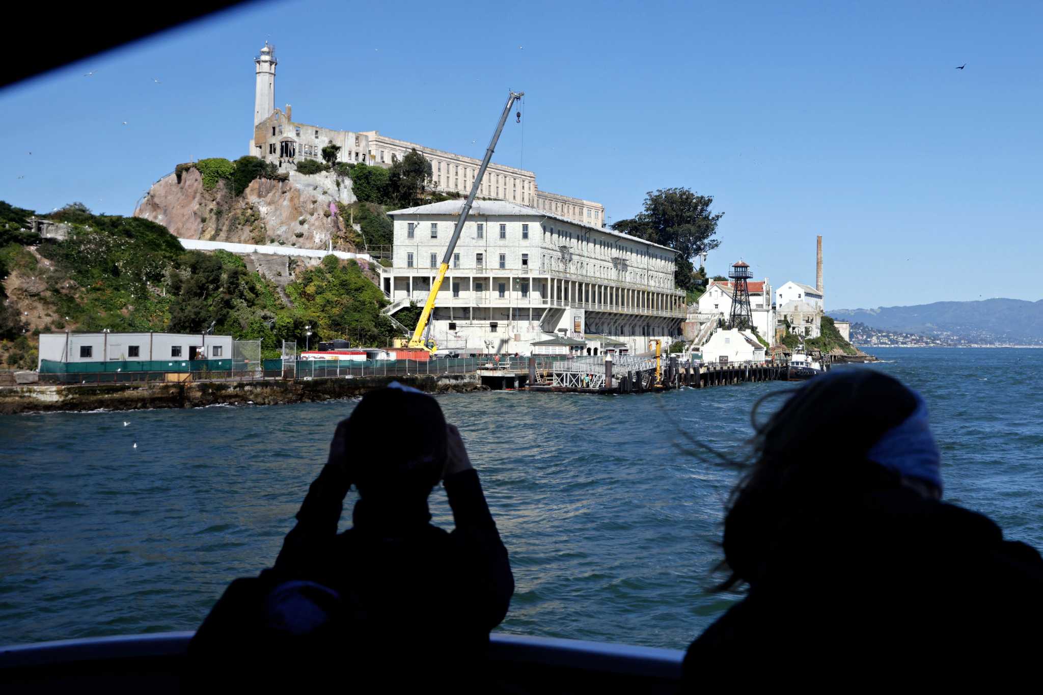 emily_hoeven's tweet card. Embattled U.S. Attorney Pam Bondi and other Trump administration officials arrived in San Francisco on an expected mission to announce plans to reopen Alcatraz as a federal prison. 