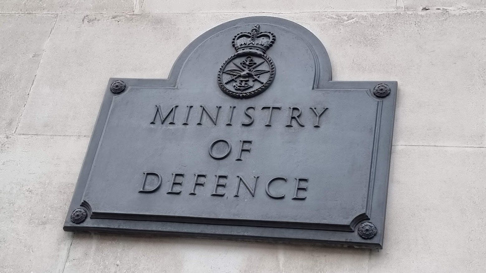 UKDefJournal's tweet card. The Ministry of Defence has stated that there is no formal target to reduce the number of senior military officers across the UK Armed Forces.